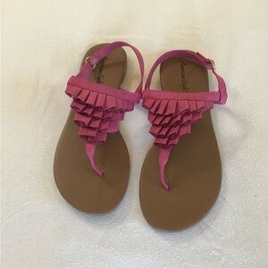 Women’s American Eagle Thong Pink Ruffle Sandals
